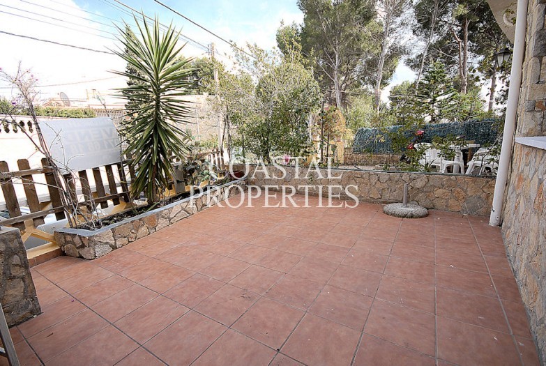 Property for Sale in Palmanova, Cozy Little Townhouse With Plenty Of Terrace Area For Sale  Palmanova, Mallorca, Spain