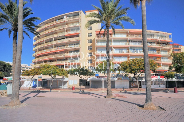 Property for Sale in Palmanova, 1 bedroom apartments for sale next to the beach  Palmanova, Mallorca, Spain