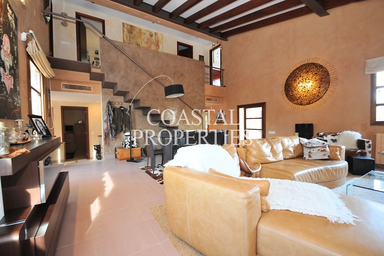 Property for Sale in Calvia village, 4 bedroom country house with swimming pool for sale Calvia Village, Mallorca, Spain