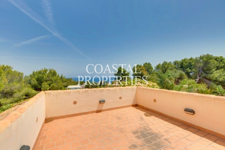 Property for Sale in Beautiful traditional villa for sale in the upmarket area Sol De Mallorca, Mallorca, Spain