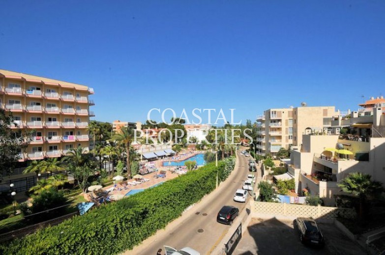 Property for Sale in Studio apartment with large terrace Palmanova, Mallorca, Spain