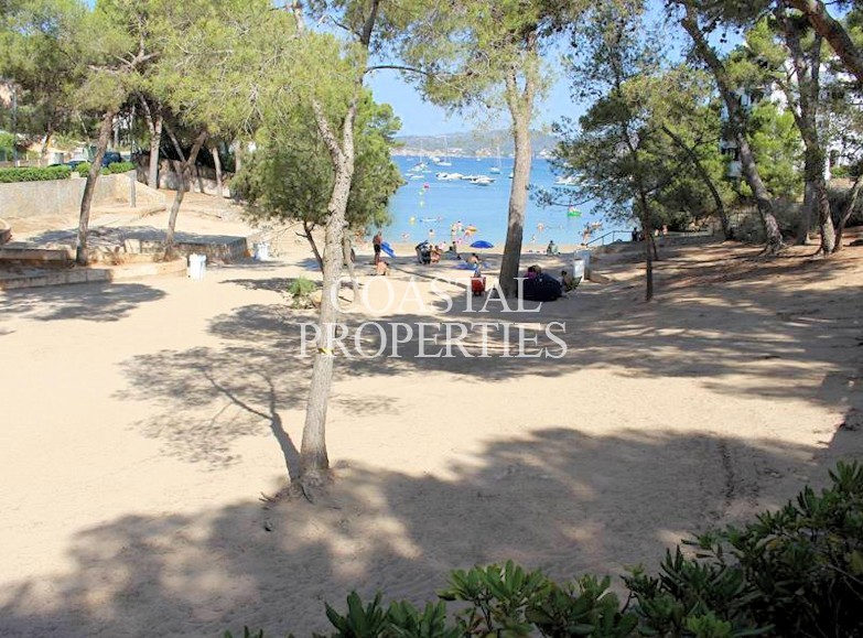 Property for Sale in Modern 1 bedroom apartment with swimming pool for sale Santa Ponsa, Mallorca, Spain