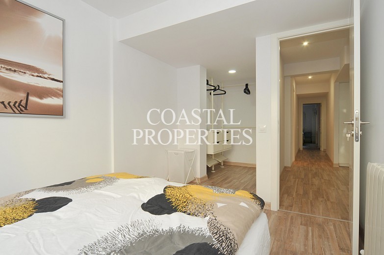 Property for Sale in Beautifully appointed modern 3 bedroom, 2 bathroom apartment for sale in Son Armadams, Palma, Mallorca, Spain