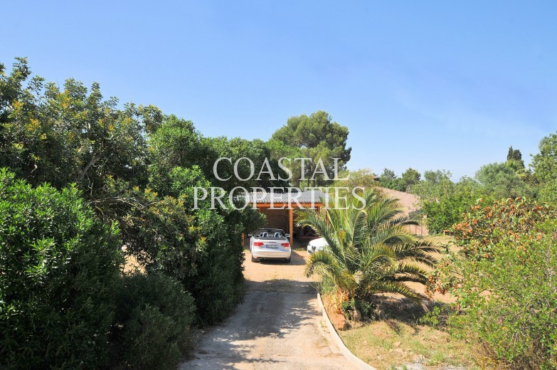 Property for Sale in Immaculate fully refurbished 4 bedroom Finca for sale Llucmajor, Mallorca, Spain