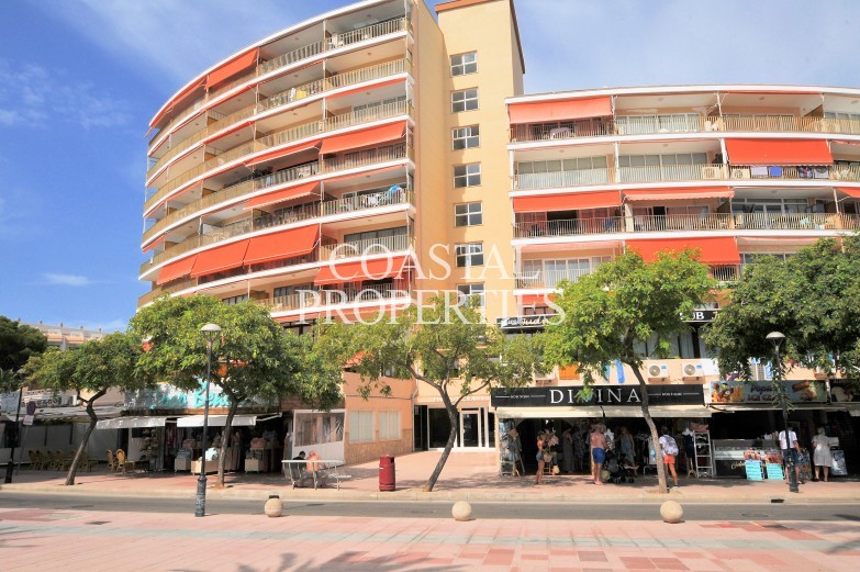 Property for Sale in Fabulous, fully refurbished beachfront apartment for sale in a popular holiday resort  Palmanova, Mallorca, Spain