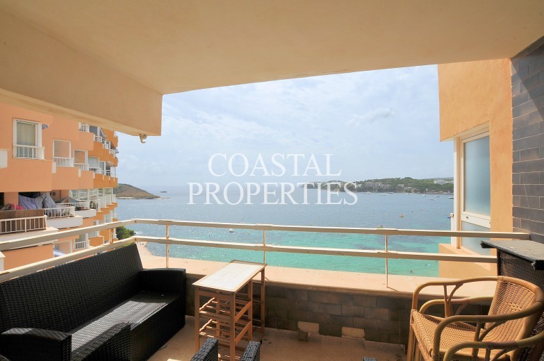 Property for Sale in Great value, 1 bedroom beachfront apartment for sale Magalluf, Mallorca, Spain