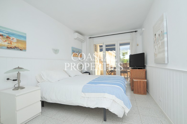 Property for Sale in 3 bedroom, 2 bathroom apartment for sale   Palmanova, Mallorca, Spain