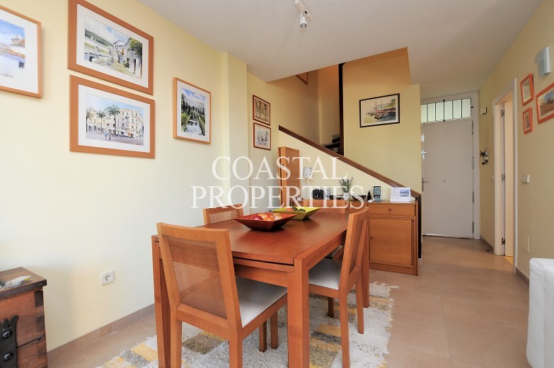 Property for Sale in Waters Edge, 3/2 bedroom, 2 bathroom duplex penthouse apartment Cala Vinyes, Mallorca, Spain