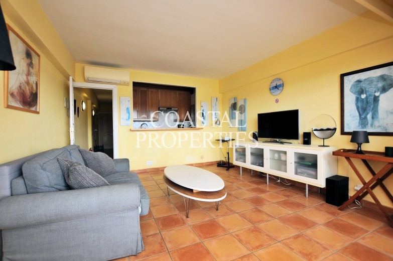 Property for Sale in Apartment for sale in the Trianon 1 community Magalluf, Mallorca, Spain