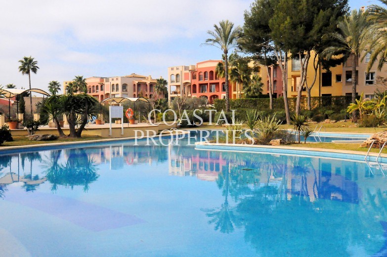 Property for Sale in 3 bedroom garden apartment for sale in the exclusive community of Ses Penyes Rotges Santa Ponsa, Mallorca, Spain