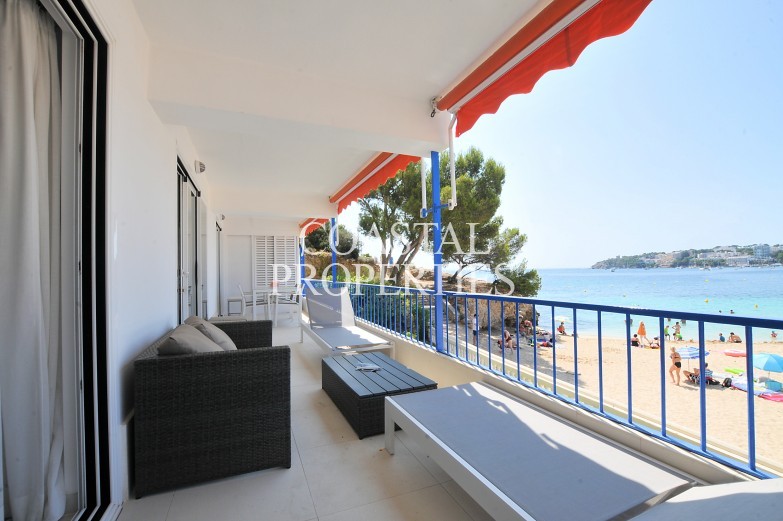 Property for Sale in Beachfront 3 bedroom apartment for sale Palmanova, Mallorca, Spain