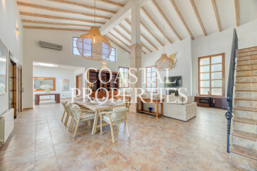 Property for Sale in Discover the epitome of luxury living in this charming villa Palmanova, Mallorca, Spain