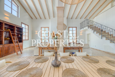 Property for Sale in Discover the epitome of luxury living in this charming villa Palmanova, Mallorca, Spain