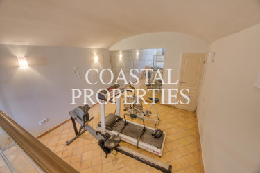 Property for Sale in Discover the epitome of luxury living in this charming villa Palmanova, Mallorca, Spain
