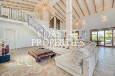 Property for Sale in Discover the epitome of luxury living in this charming villa Palmanova, Mallorca, Spain