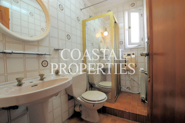 Property for Sale in Sea view 4 bedroom villa for sale Palmanova, Mallorca, Spain