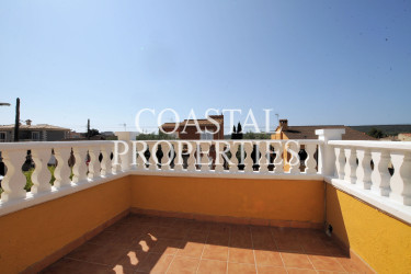 Property for Sale in Immaculate, 3 bedroom, 2 bathroom detached villa with swimming pool for sale Son Ferrer, Mallorca, Spain