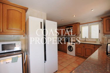 Property for Sale in Immaculate, 3 bedroom, 2 bathroom detached villa with swimming pool for sale Son Ferrer, Mallorca, Spain