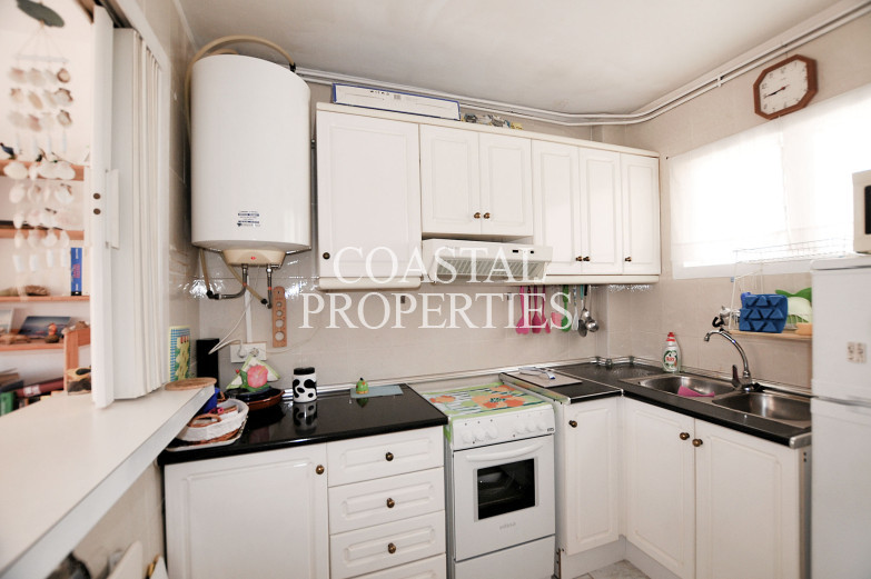 Property for Sale in Beachfront sea view 2 bedroom apartment for sale Palmanova, Mallorca, Spain