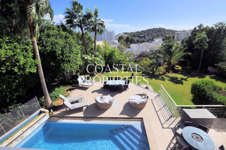 Property for Sale in Luxury 5-Bedroom detached house with swimming pool for Sale Cala Vinyes, Mallorca, Spain