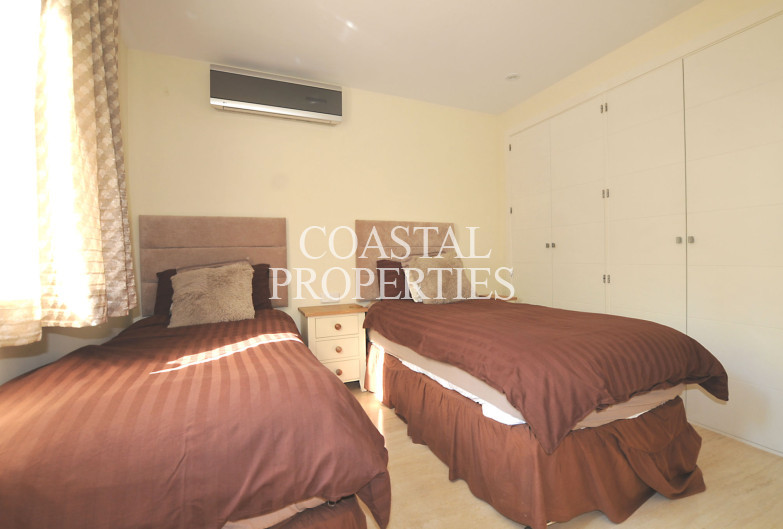 Property for Sale in Luxury 5-Bedroom detached house with swimming pool for Sale Cala Vinyes, Mallorca, Spain