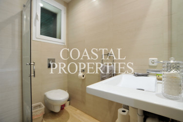 Property for Sale in Luxury 5-Bedroom detached house with swimming pool for Sale Cala Vinyes, Mallorca, Spain