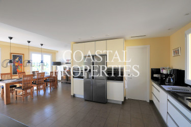 Property for Sale in Luxury 5-Bedroom detached house with swimming pool for Sale Cala Vinyes, Mallorca, Spain