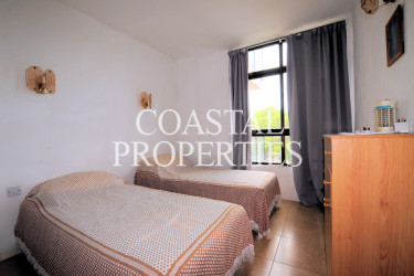 Property for Sale in Beachfront 2-Bedroom Apartment with Sea Views for Sale Palmanova, Mallorca, Spain