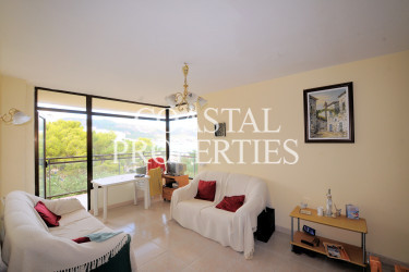 Property for Sale in Beachfront 2-Bedroom Apartment with Sea Views for Sale Palmanova, Mallorca, Spain