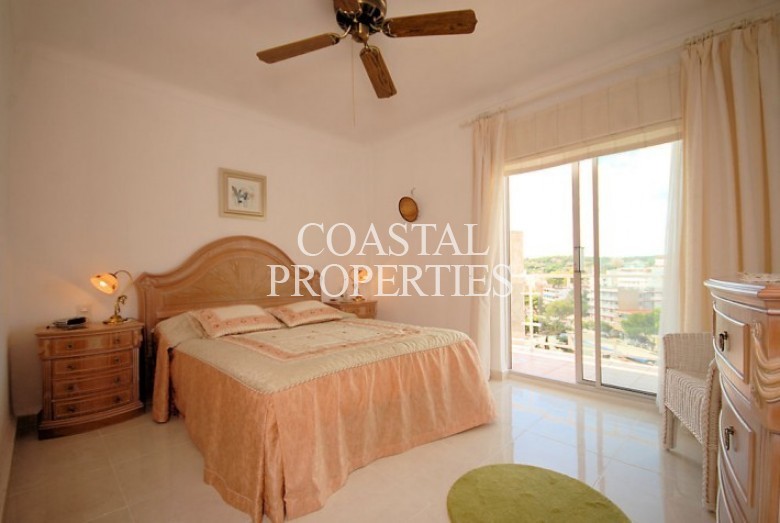 Property for Sale in Palmanova, Sea View Apartments For Sale With Underground Parking Palmanova, Mallorca, Spain