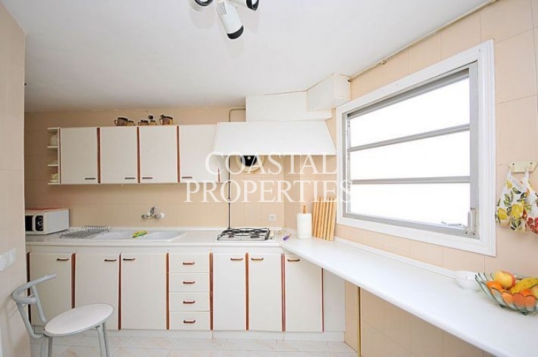 Property for Sale in Palmanova, Sea View Apartment For Sale In Exclusive Community  Palmanova, Mallorca, Spain
