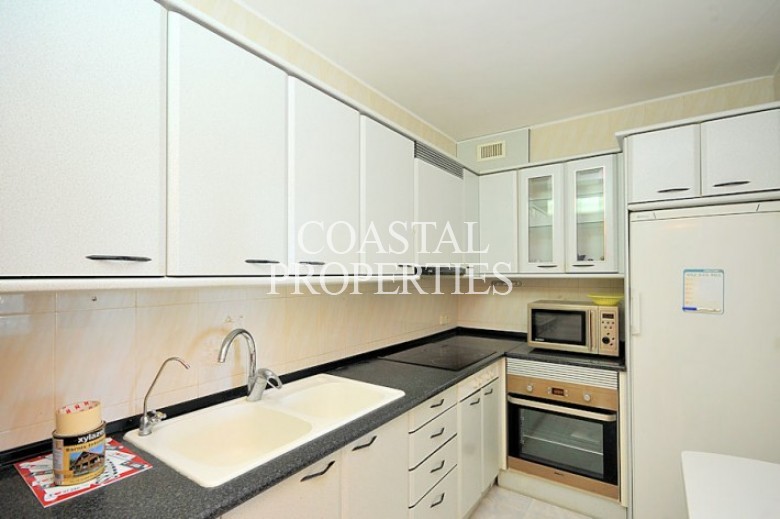 Property for Sale in Palmanova, Apartment With Sea Views For Sale Central  Palmanova, Mallorca, Spain
