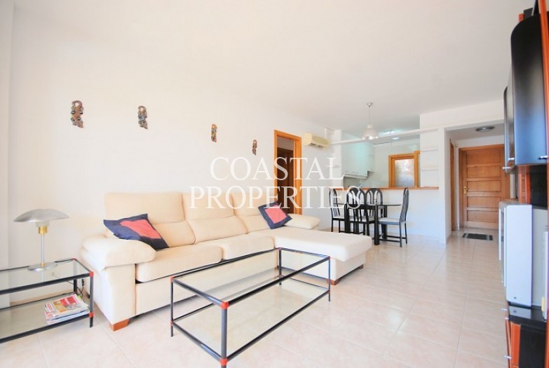 Property for Sale in Palmanova, Sea View Apartment For Sale In The Popular Area Of Palmanova, Mallorca, Spain