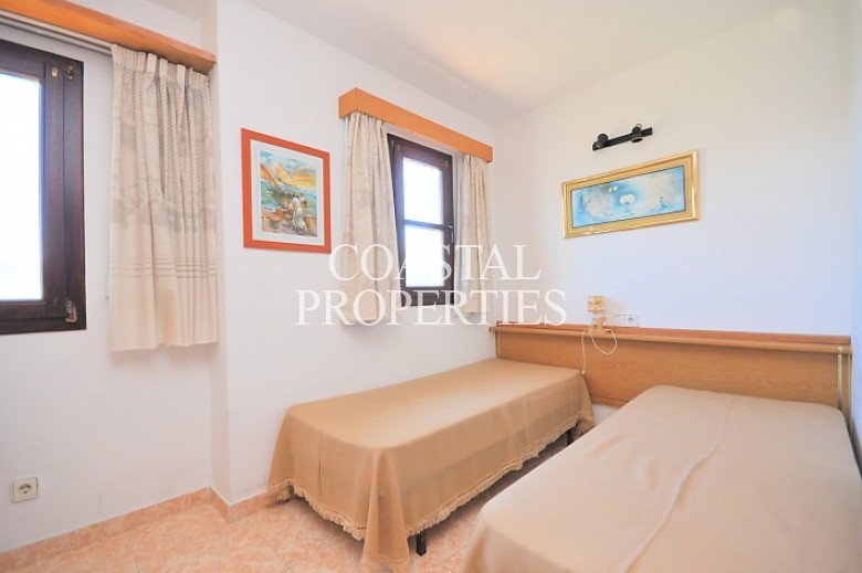 Property for Sale in Palmanova, Sea View Apartment For Sale With Garage In Palmanova, Mallorca, Spain