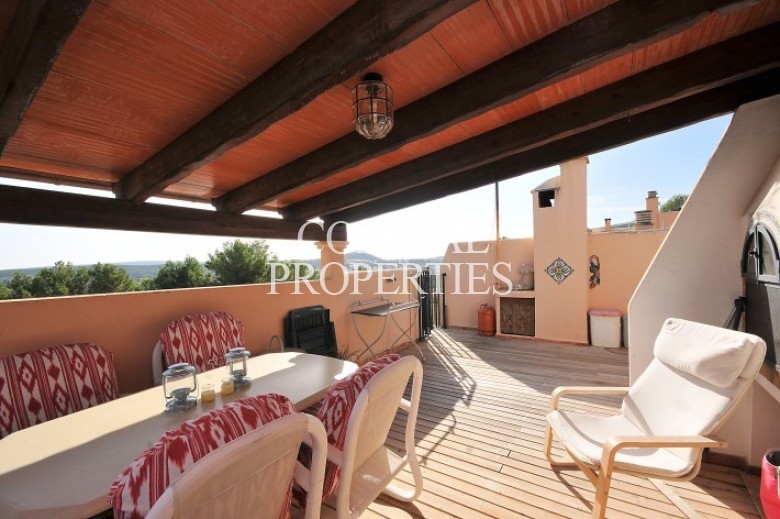 Property for Sale in Santa Ponsa, Penthouse Apartment With Outdoor Kitchen For Sale In Santa Ponsa, Mallorca, Spain
