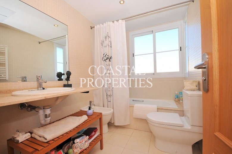 Property to Rent in Town House For Rent In Gated Community Palmanova, Mallorca, Spain